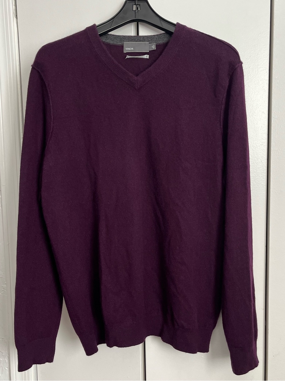 Vince V-Neck Sweater 100% Cashmere Purple Men’s Large